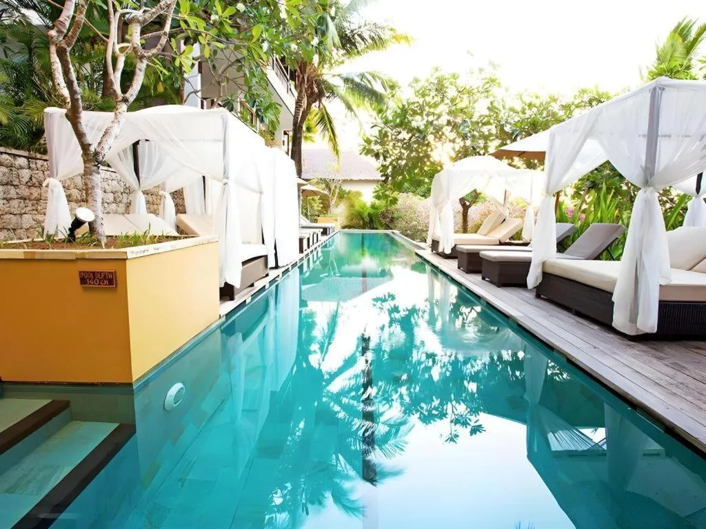 Batu Karang Lembongan Resort & Spa