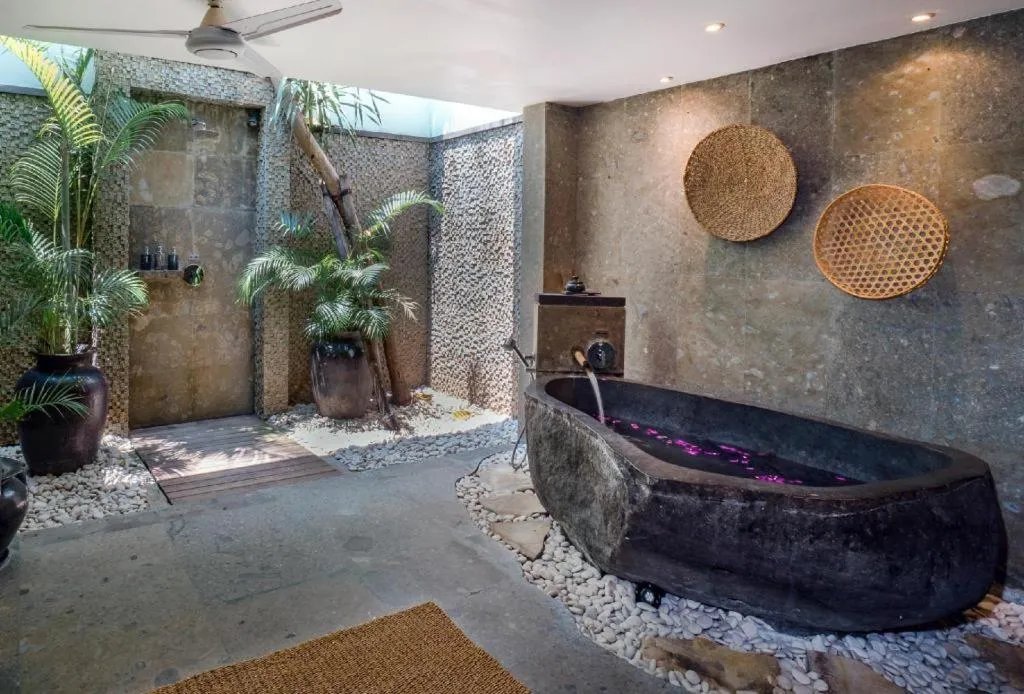 Batu Karang Lembongan Resort & Spa