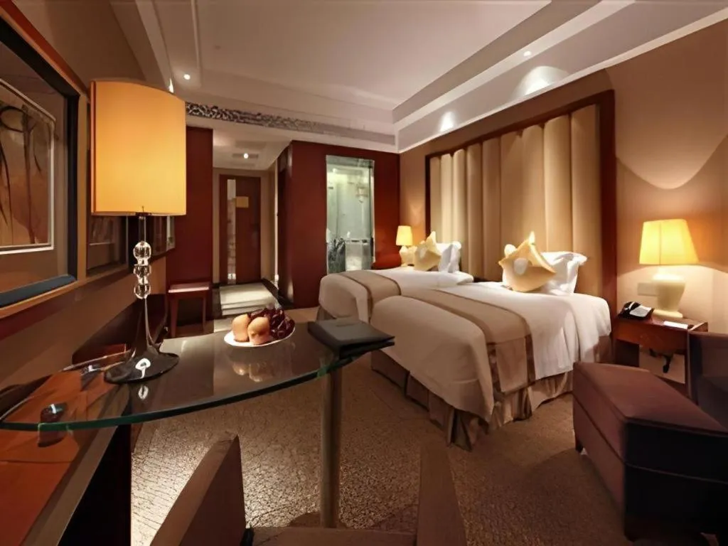 Bed in Yihe Grand Hotel