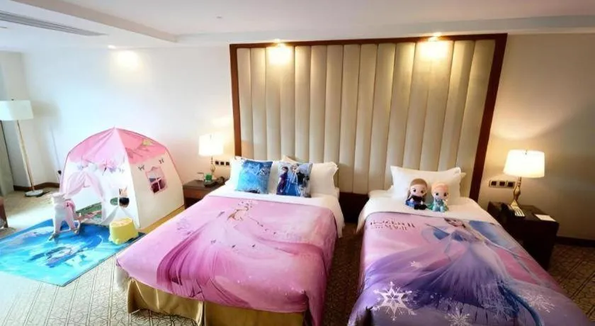 Bed in Yihe Grand Hotel