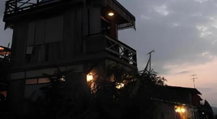 Baan ChanKhiang at ChiangKhan