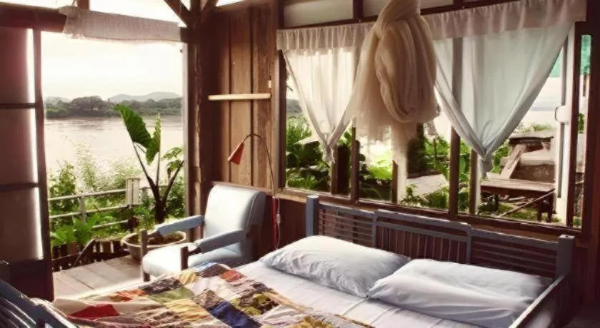 Baan ChanKhiang at ChiangKhan