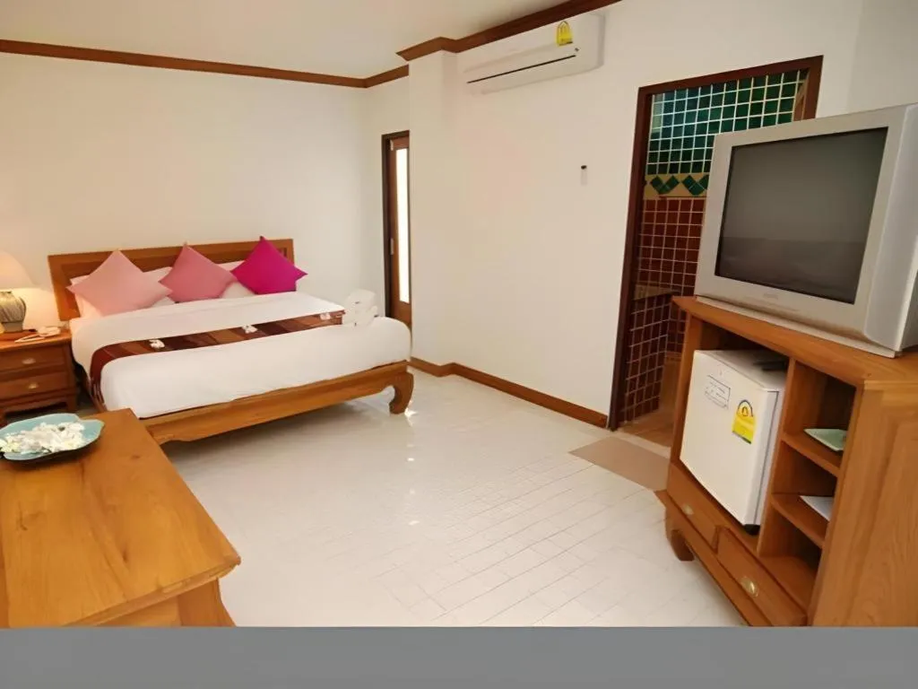 Bed in Fah Place Hotel