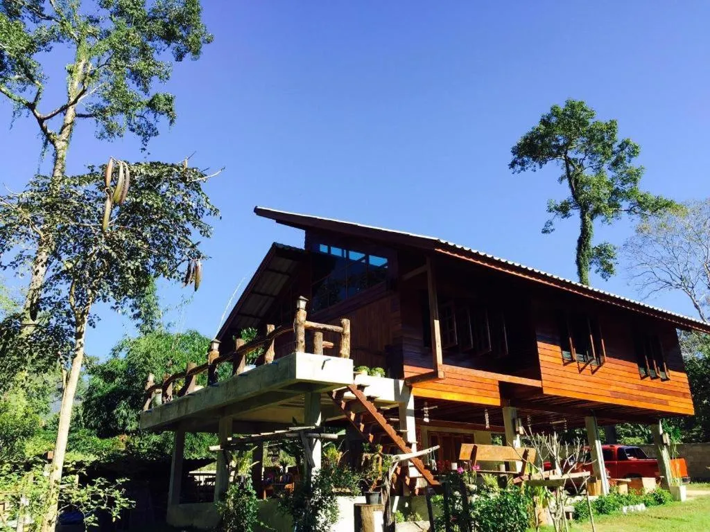 Chiang Dao Hut
