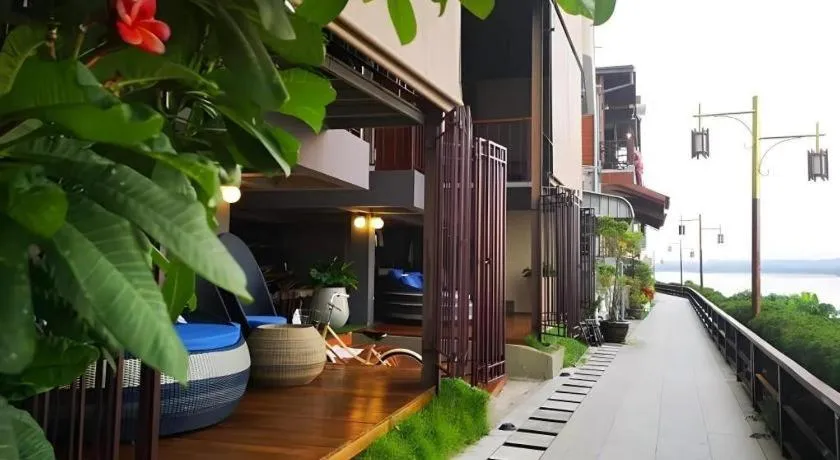 Chic Chiangkhan Hotel