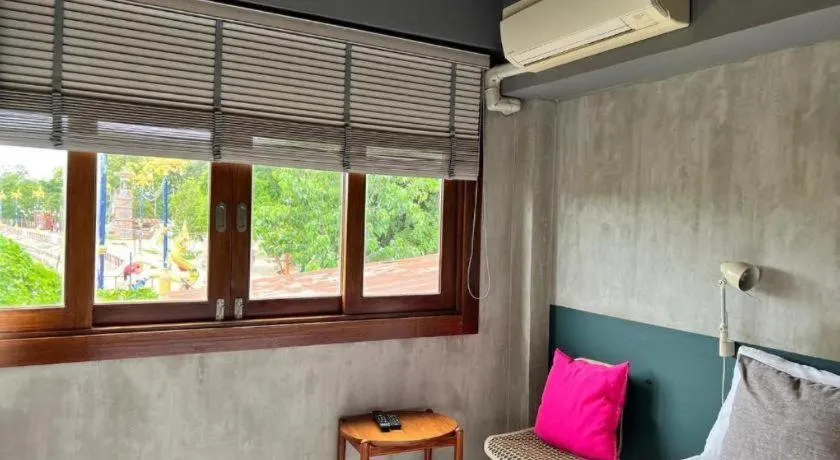 Chic Chiangkhan Hotel