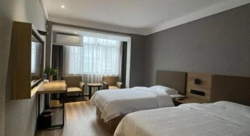 Bed in GreenTree Inn Hefei Chenghuangmiao San Xiao Kou Subway Station Hotel
