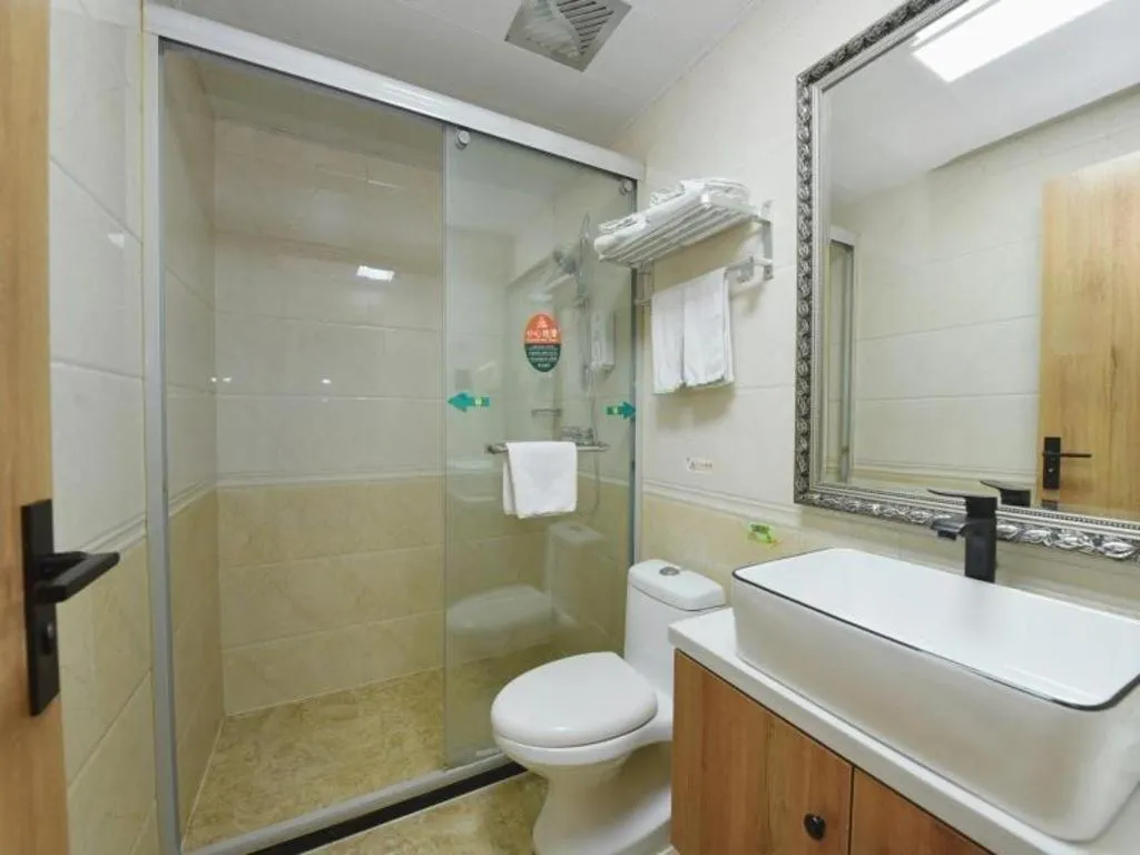 GreenTree Inn Hefei Chenghuangmiao San Xiao Kou Subway Station Hotel