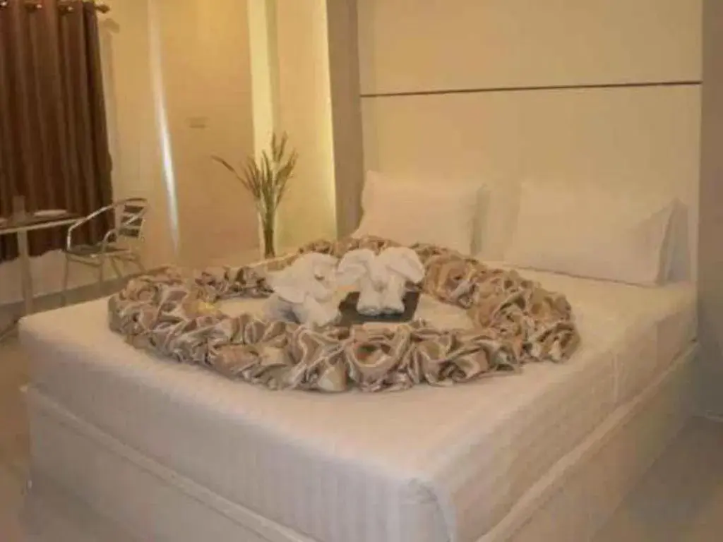 Bed in The Rich Residence Bed in The Rich Residence