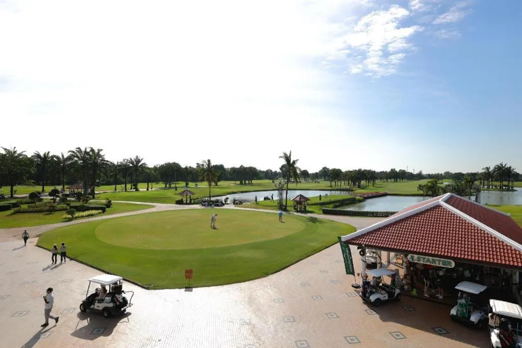 Pinehurst Golf Club and Hotel