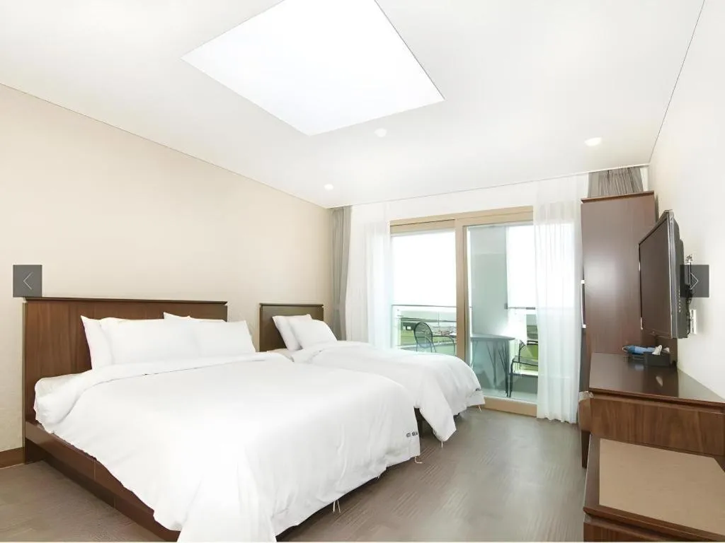 Bed in Sea View Hotel