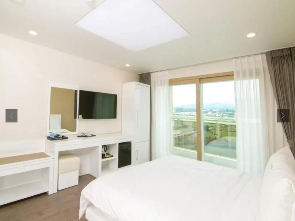 Bed in Sea View Hotel