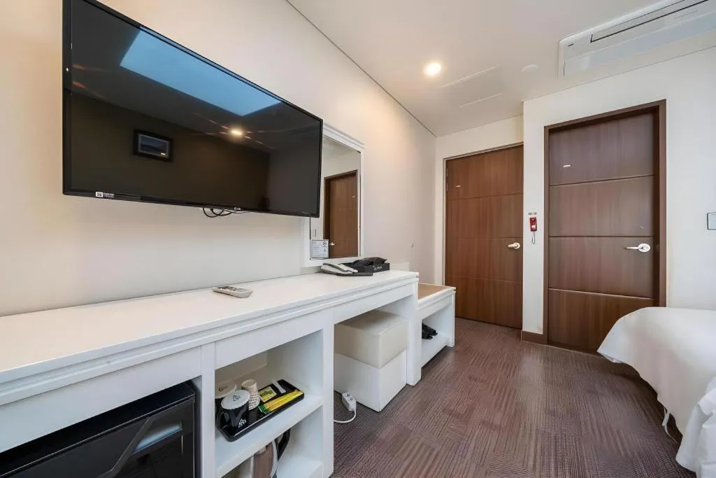 Bed in Sea View Hotel