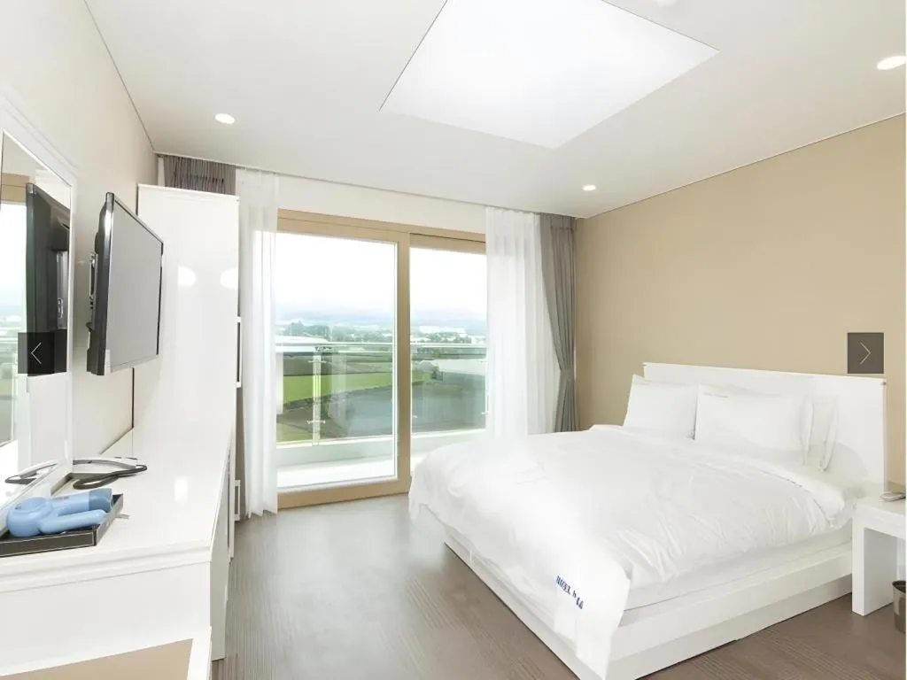 Bed in Sea View Hotel