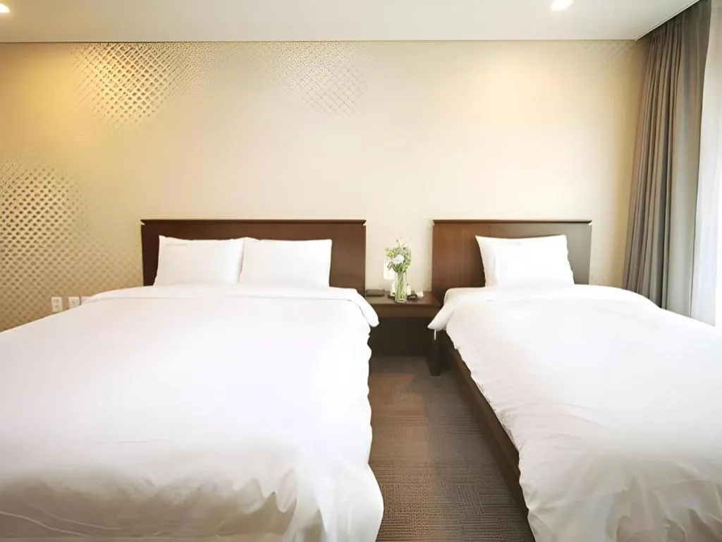 Bed in Sea View Hotel