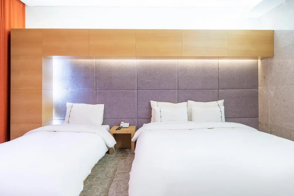 Bed in Business Design Hotel LUV