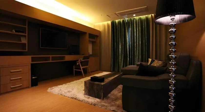 Business Design Hotel LUV