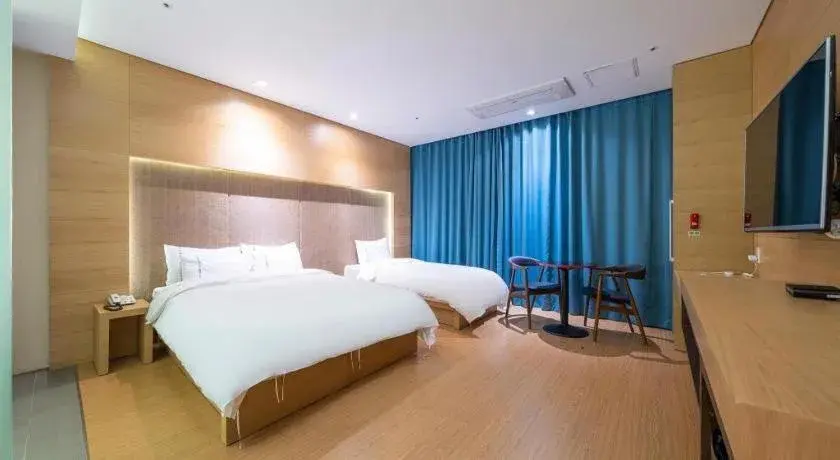 Bed in Business Design Hotel LUV Bed in Business Design Hotel LUV