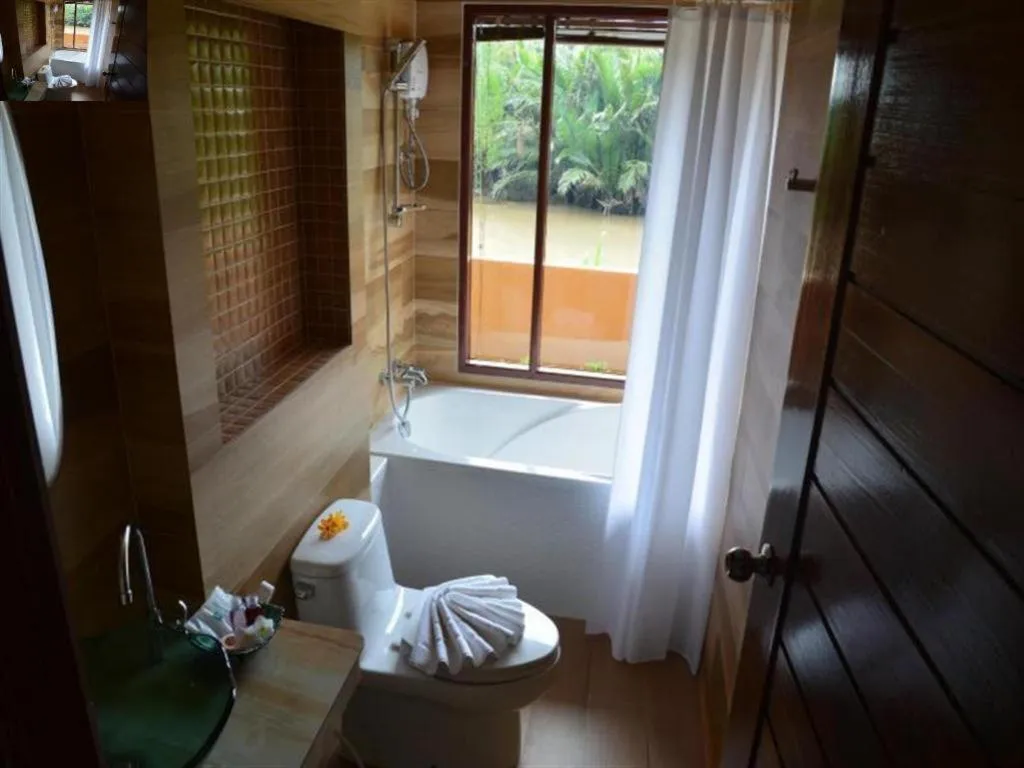 Bed in Sucholtee Resort