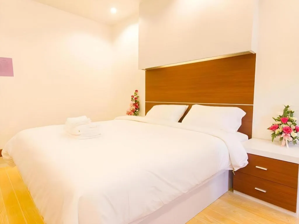 Bed in Orchid Residence