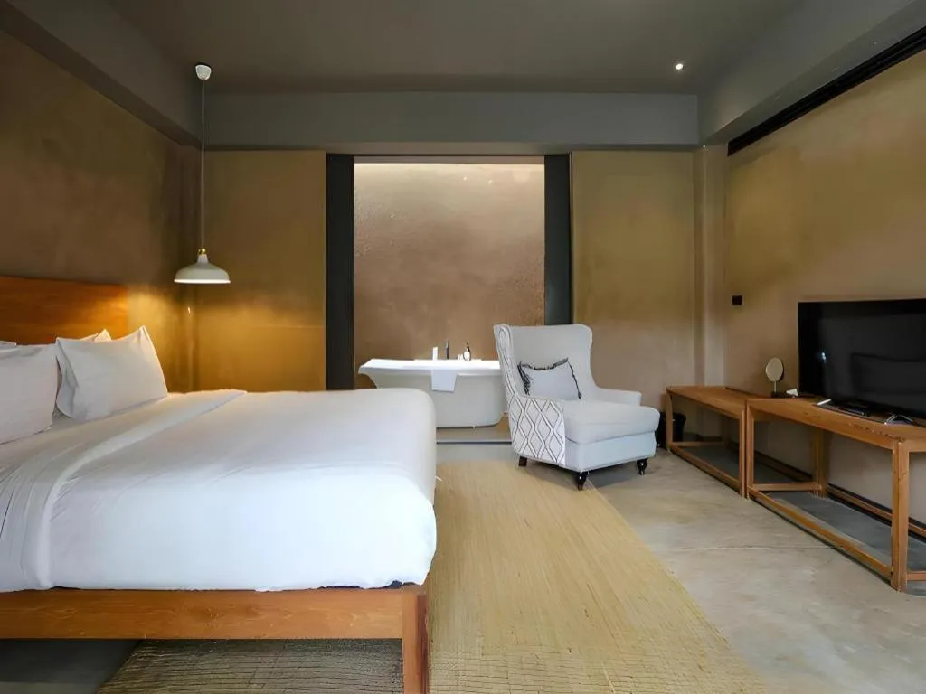 Bed in Monaz River Kwai Kanchanaburi