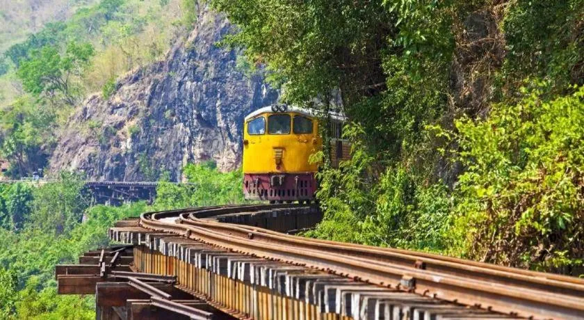 Monaz River Kwai Kanchanaburi