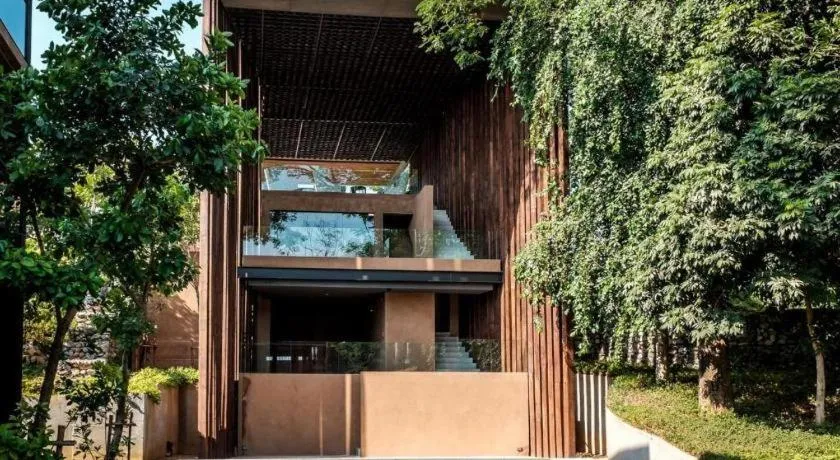 Monaz River Kwai Kanchanaburi