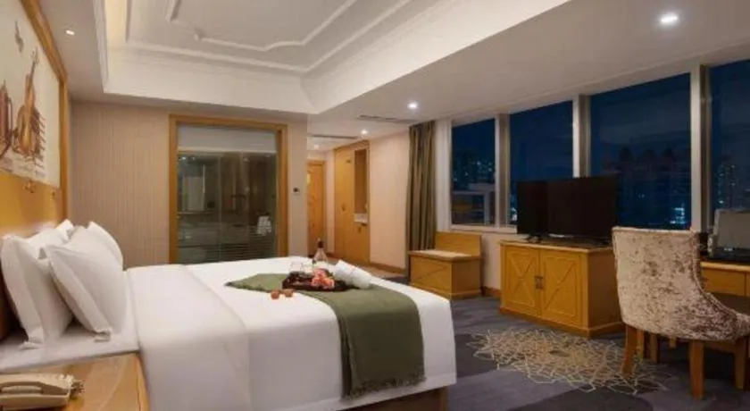 Bed in Vienna Hotel Guangzhou Panyu Shiqiao Center Branch