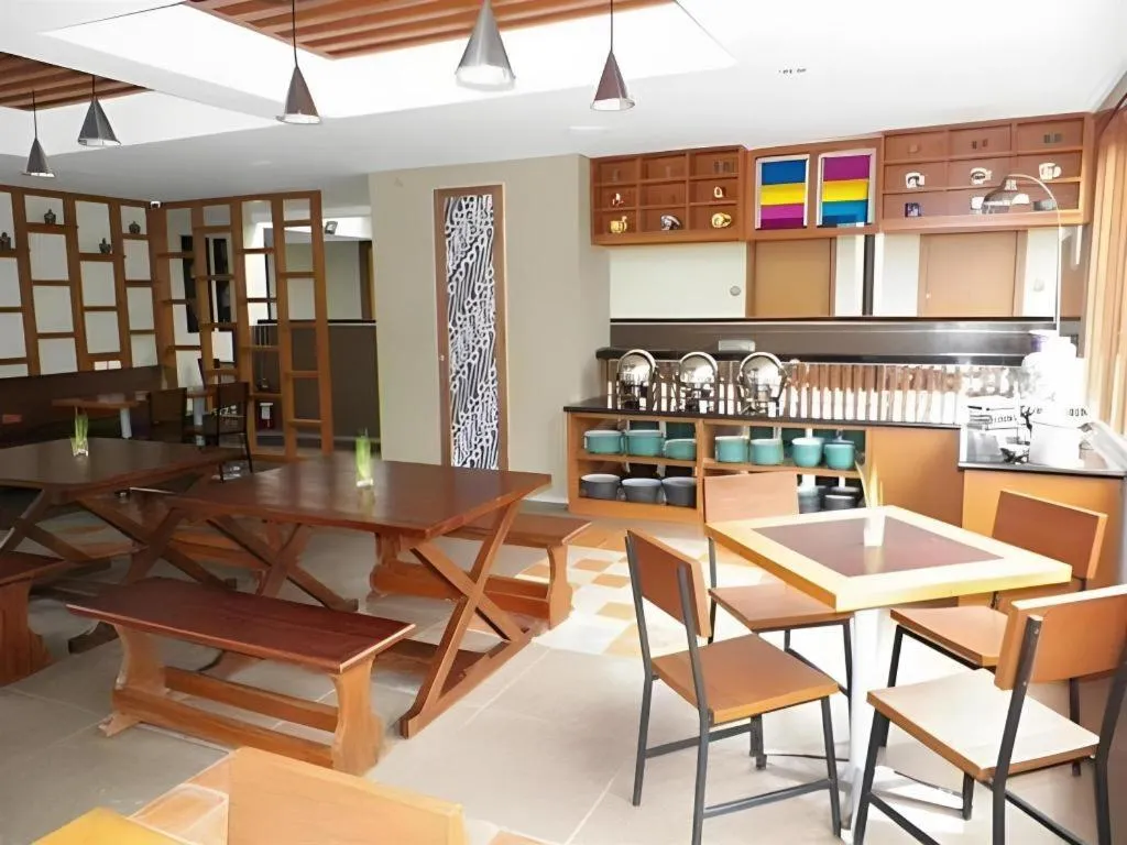 Hotel Tibera Taman Cibeunying