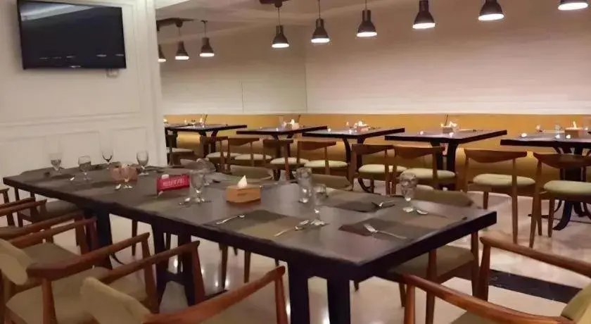 Elmi Hotel Elmi Hotel