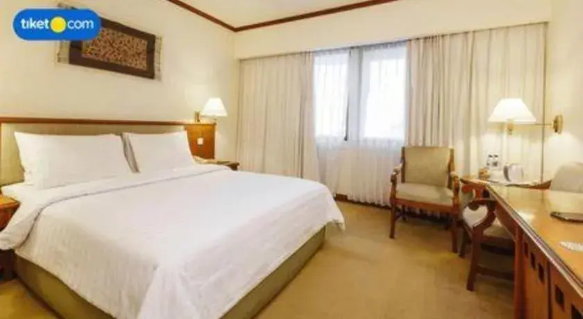 Bed in Elmi Hotel Bed in Elmi Hotel