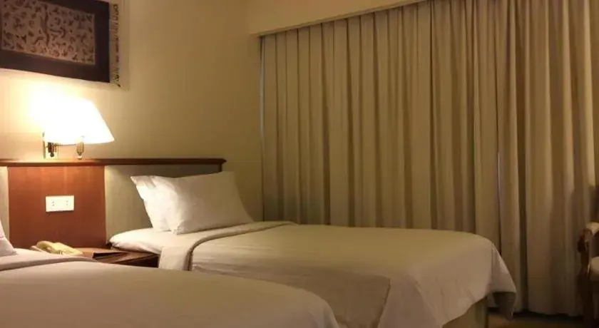 Bed in Elmi Hotel Bed in Elmi Hotel