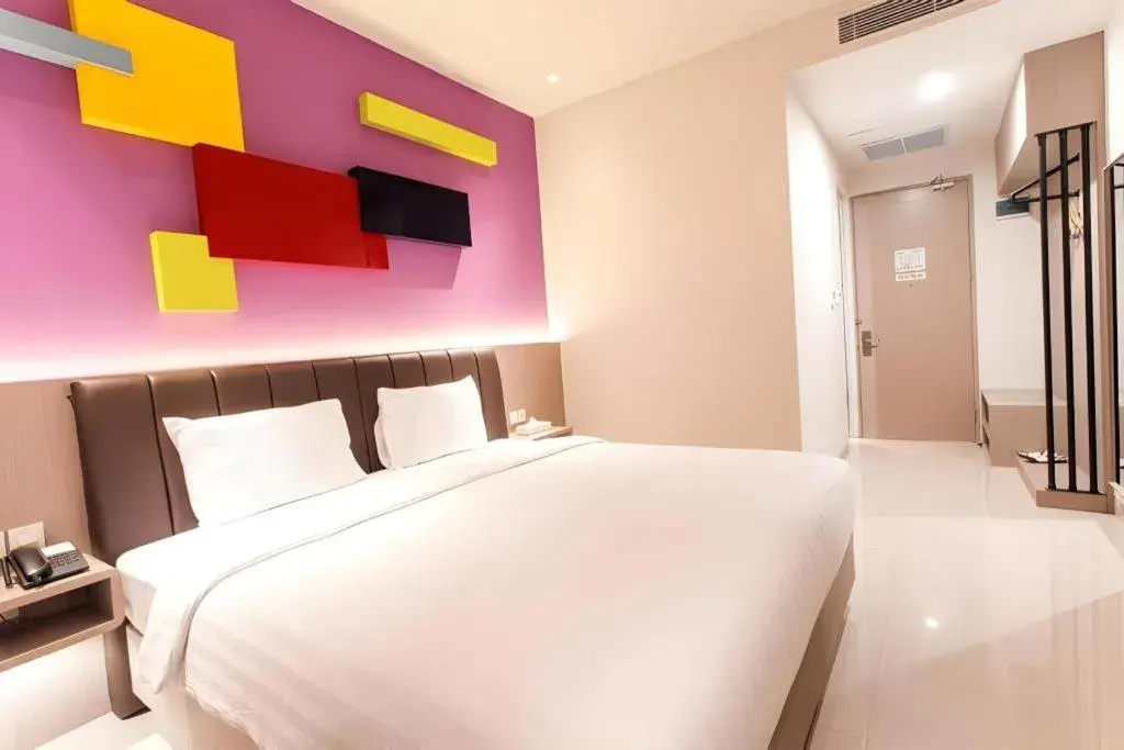 Bed in Zoom Dharmahusada Hotel Bed in Zoom Dharmahusada Hotel