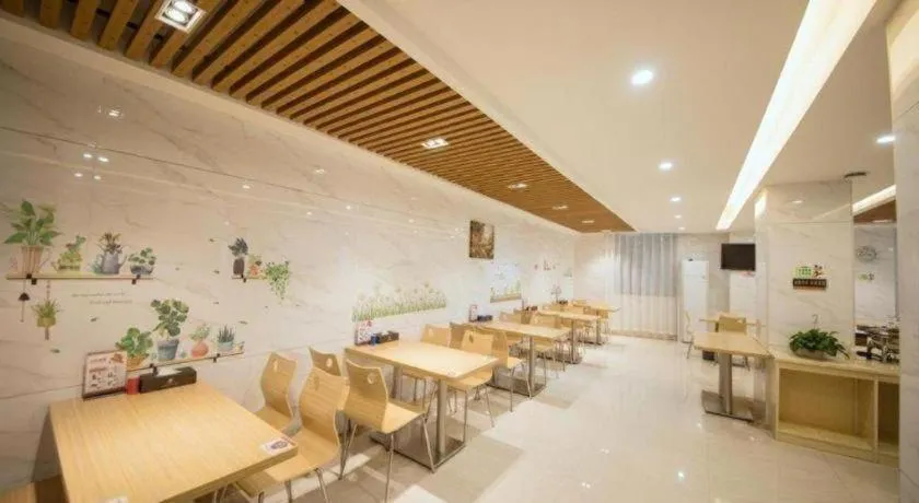 GreenTree Inn Qingyuan Qinghe Avenue Branch