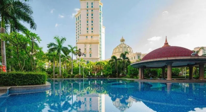 Sanya Shanghai Huating Boutique Resort Hotel