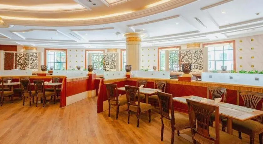 Sanya Shanghai Huating Boutique Resort Hotel