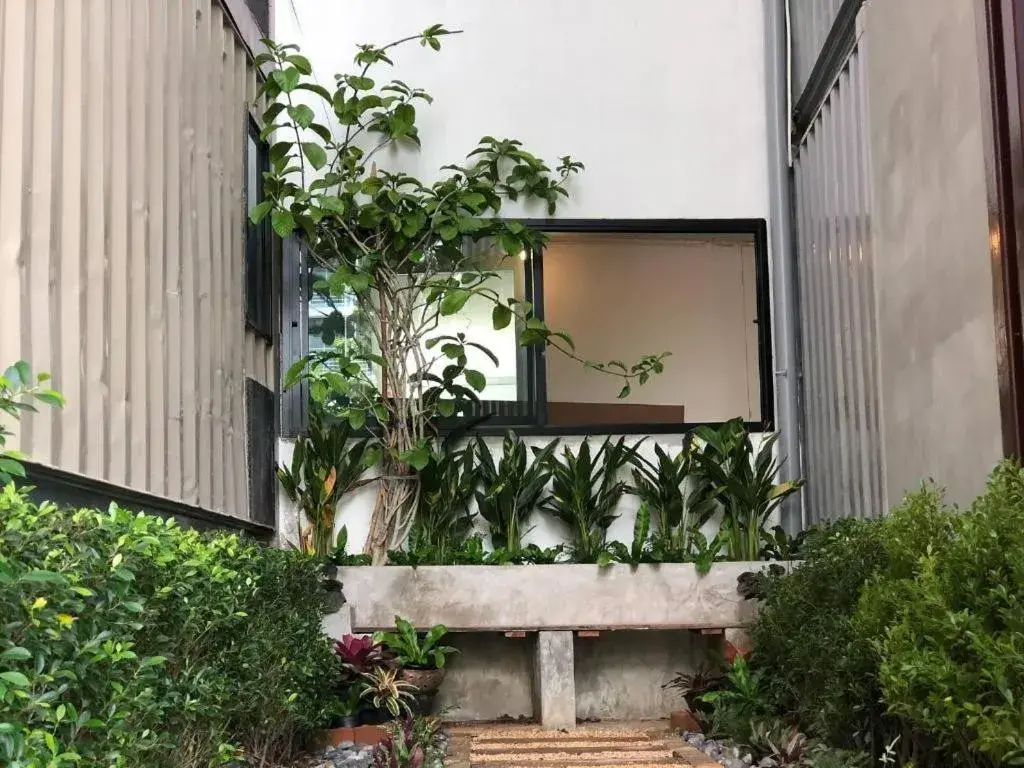 QBix Hotel QBix Hotel