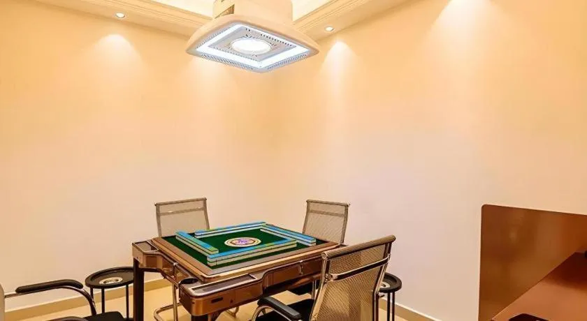 Vienna International Hotel Shanghai Dishui Lake Lingang Wanda