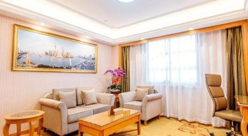Vienna International Hotel Shanghai Dishui Lake Lingang Wanda