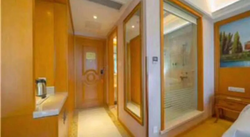 Vienna International Hotel Shanghai Dishui Lake Lingang Wanda