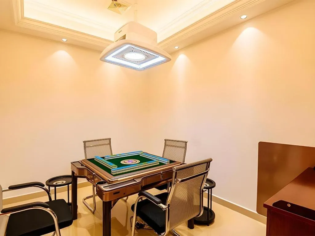 Vienna International Hotel Shanghai Dishui Lake Lingang Wanda