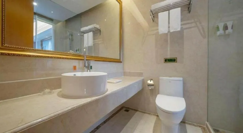 Vienna International Hotel Shanghai Dishui Lake Lingang Wanda