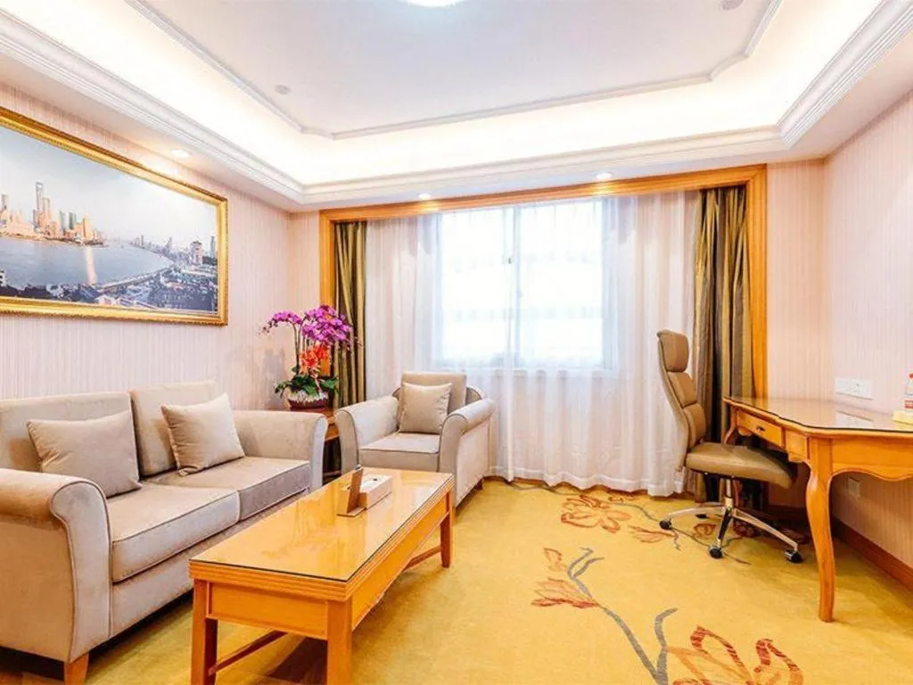 Vienna International Hotel Shanghai Dishui Lake Lingang Wanda