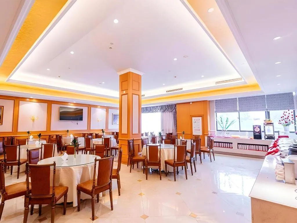 Vienna International Hotel Shanghai Dishui Lake Lingang Wanda