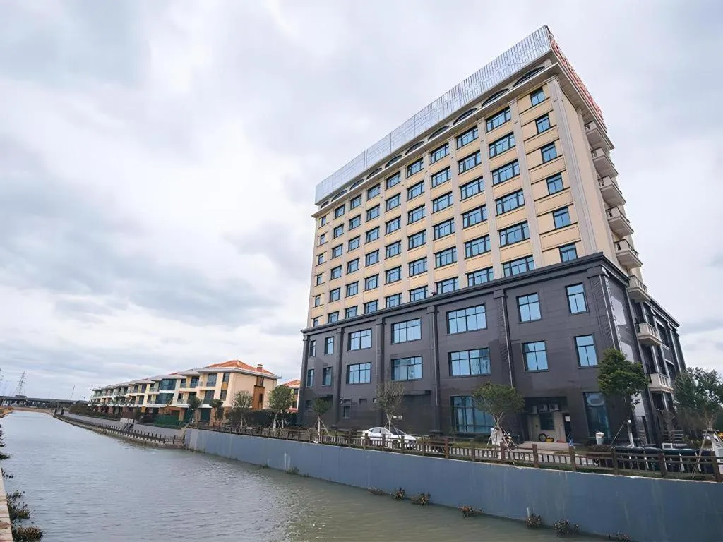Vienna International Hotel Shanghai Dishui Lake Lingang Wanda