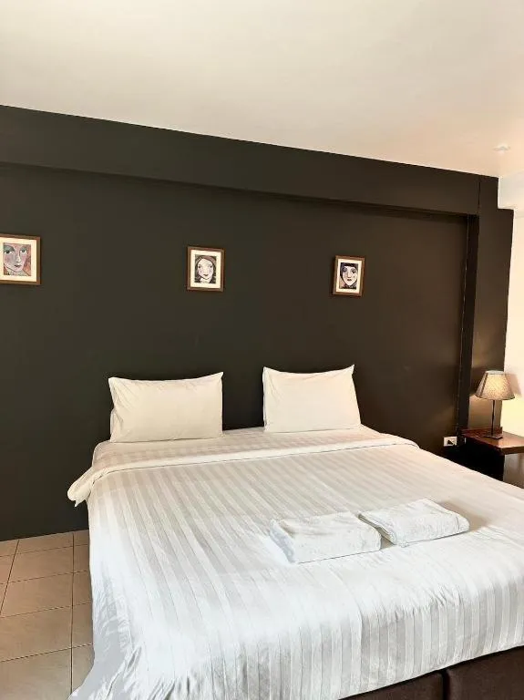 Bed in BR Hotel & Residence (Parking is available 250 meters away from the property)