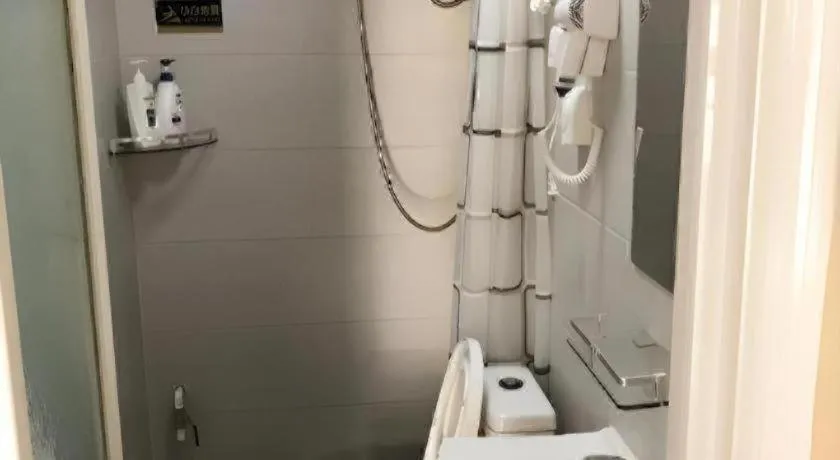 Lantian Garden Hostel