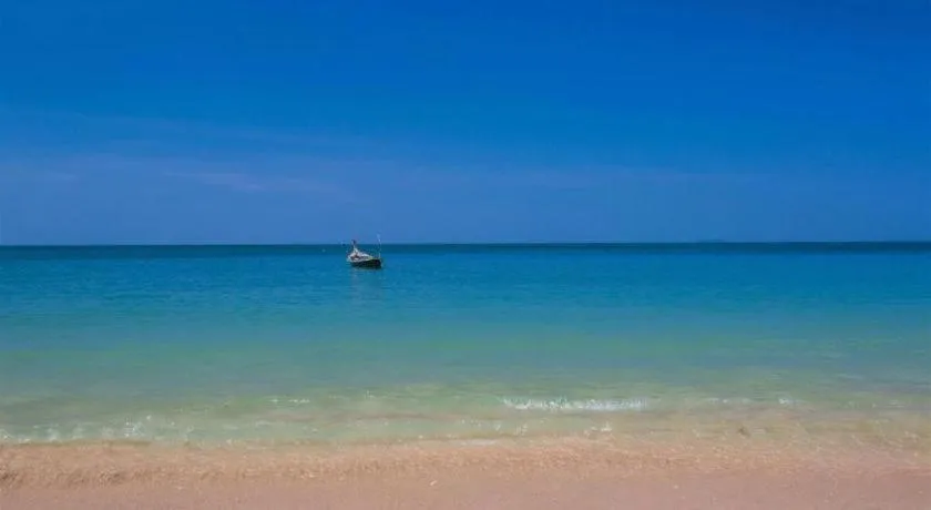 Capital O 729 Amantra Lake View Resort