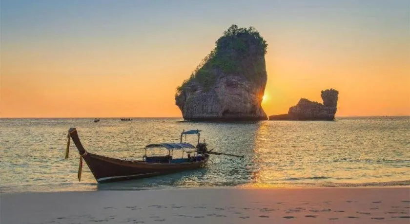 Capital O 729 Amantra Lake View Resort