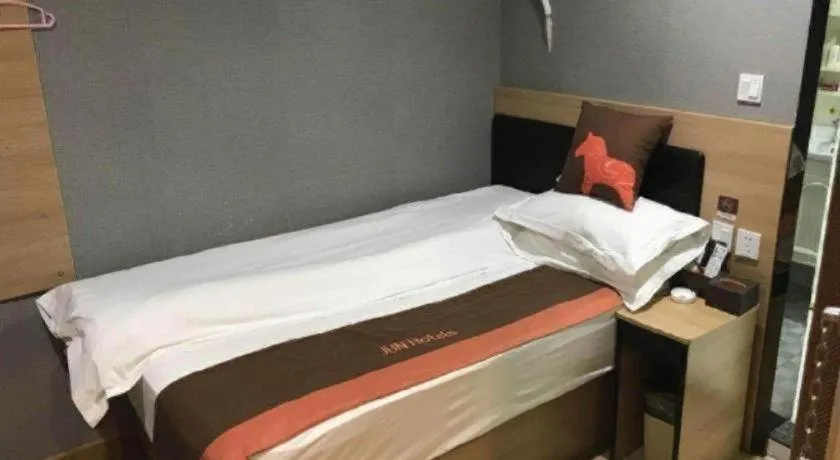 Bed in Jun Hotel Jiangsu Nanjing Gulou District Gupinggang